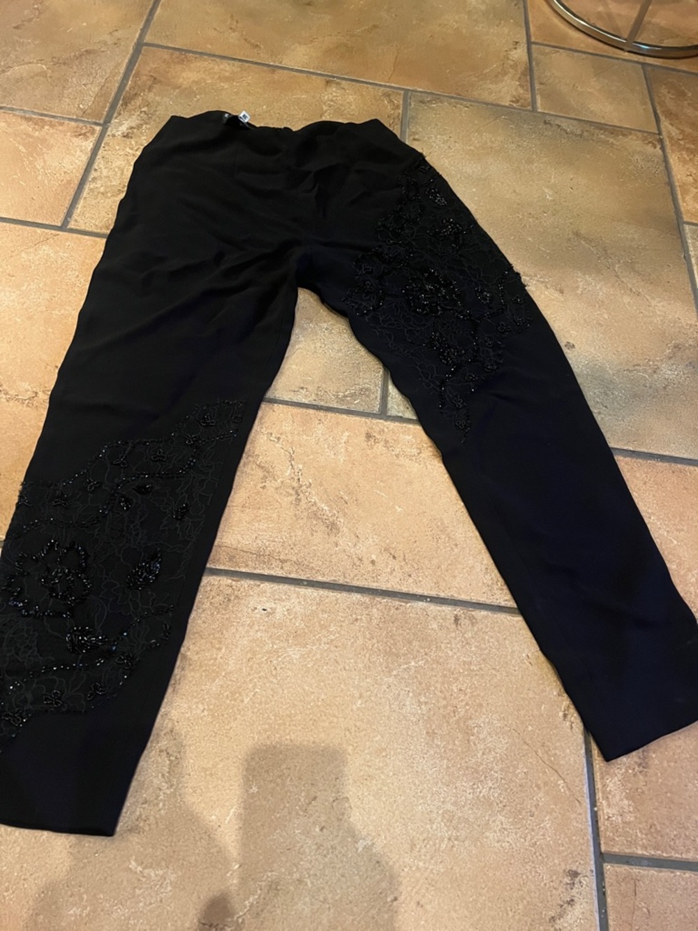 VINTAGE LE LIS BLANC BEADED CROPPED PANTS
